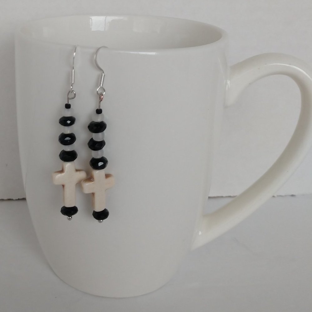 Handmade Earrings with White Stone Crosses and Black & White Beads 2.25 Inch NWT - Picture 7 of 16
